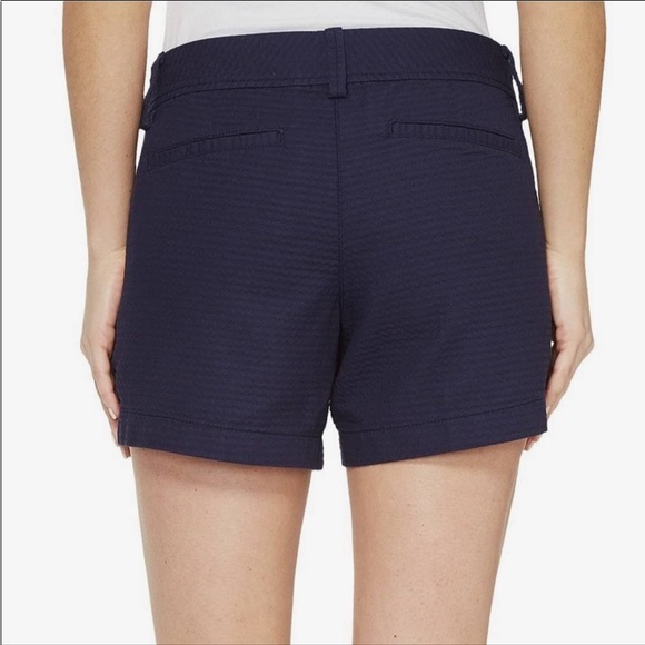 LIKE NEW! Lilly Pulitzer, Navy Callahan shorts - size 0 ⚓️ - Picture 3 of 5